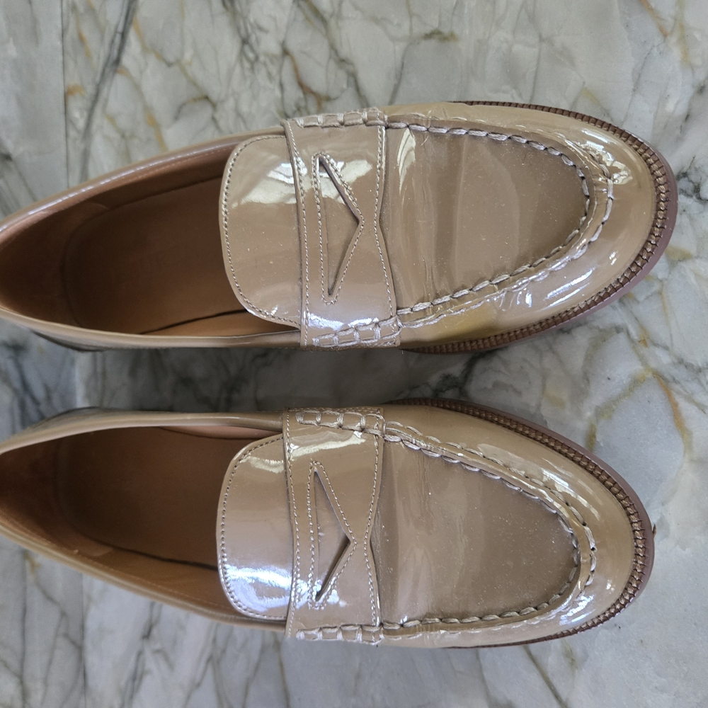 Elegant Beige Patent Loafers
